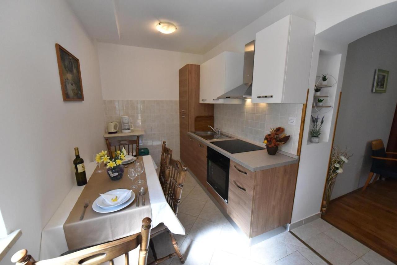 Apartment Nona Tar-Vabriga Bagian luar foto